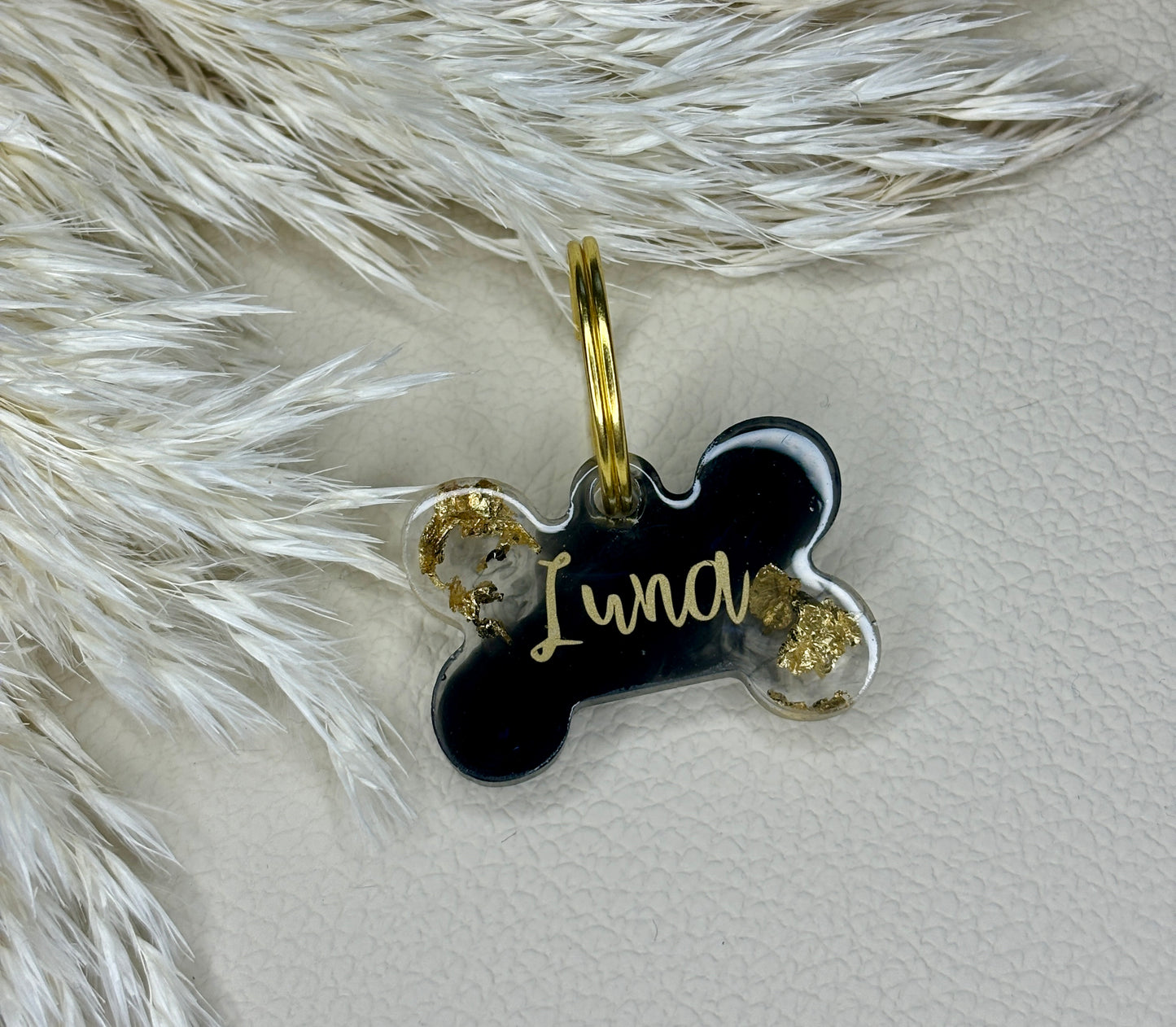 “Personalisierte Hundemarke aus Epoxidharz – Einzigartig, Stilvoll & Handgefertigt”