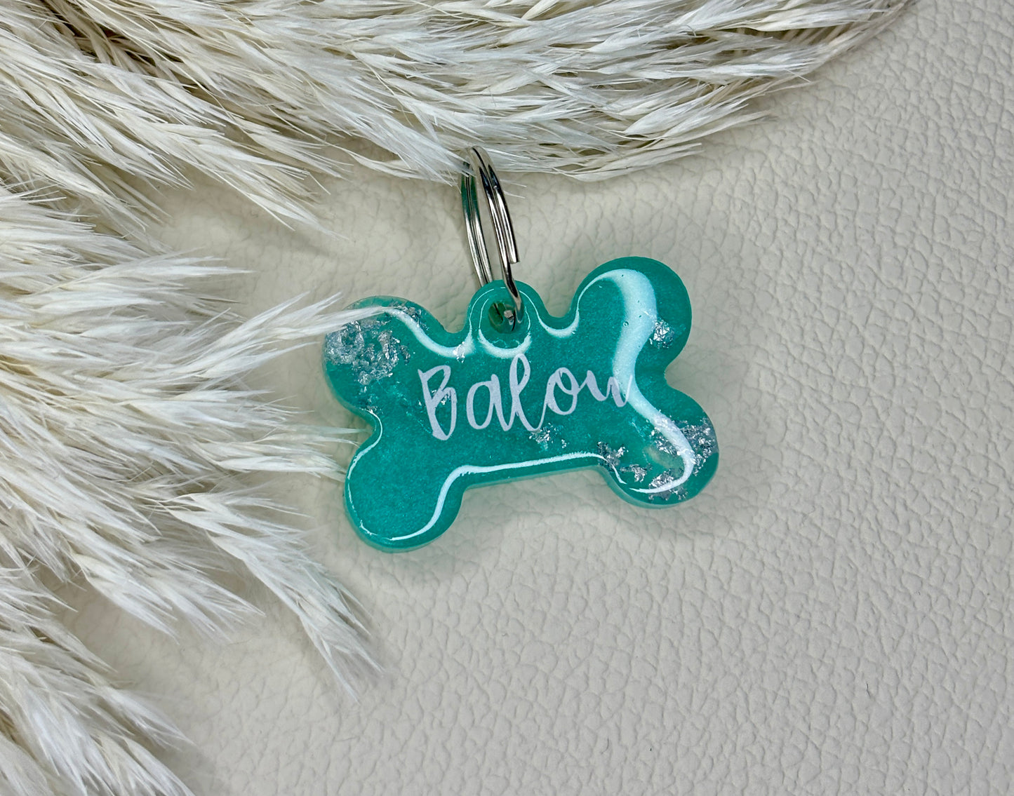 “Personalisierte Hundemarke aus Epoxidharz – Einzigartig, Stilvoll & Handgefertigt”